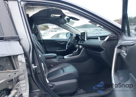 2023 Toyota Rav4 Xle Premium from USA, damaged, VIN 2T3A1RFV6PC335702